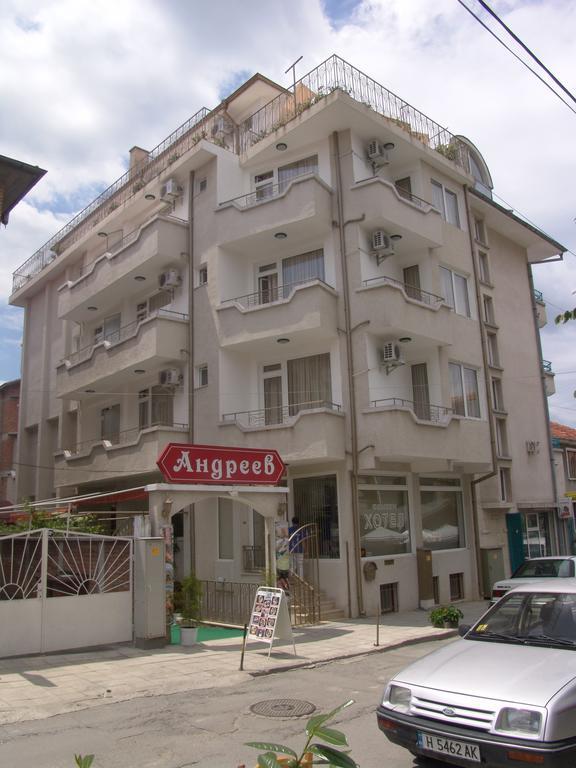 Family Hotel Andreev เนเซบาร์ ภายนอก รูปภาพ